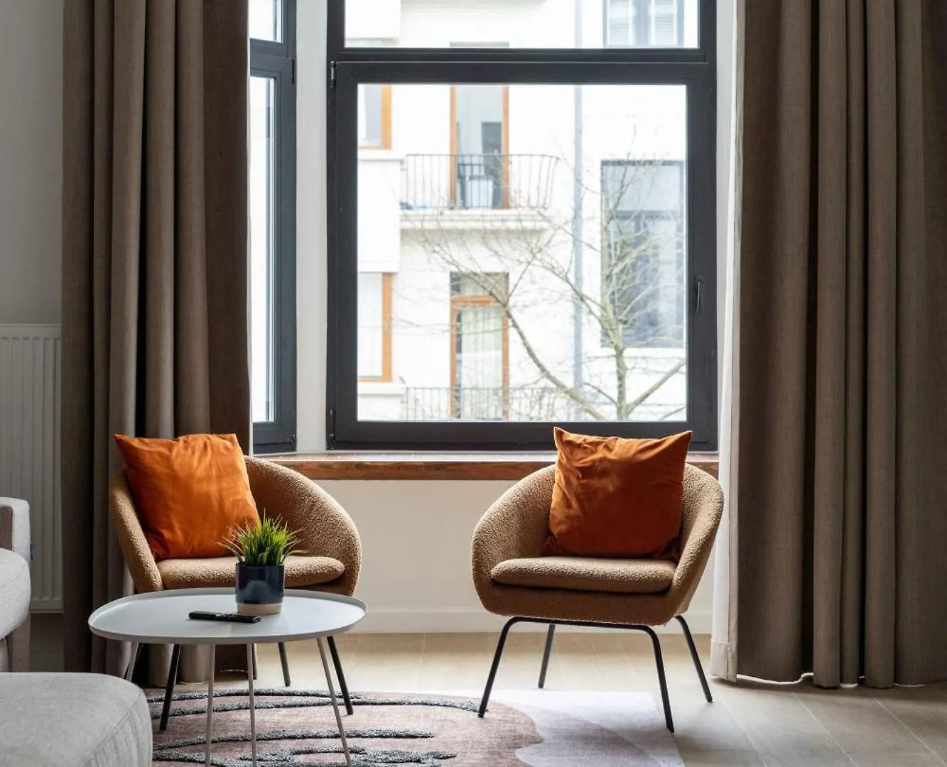 Inviting And Bright 7-Person Apartment In Antwerp
