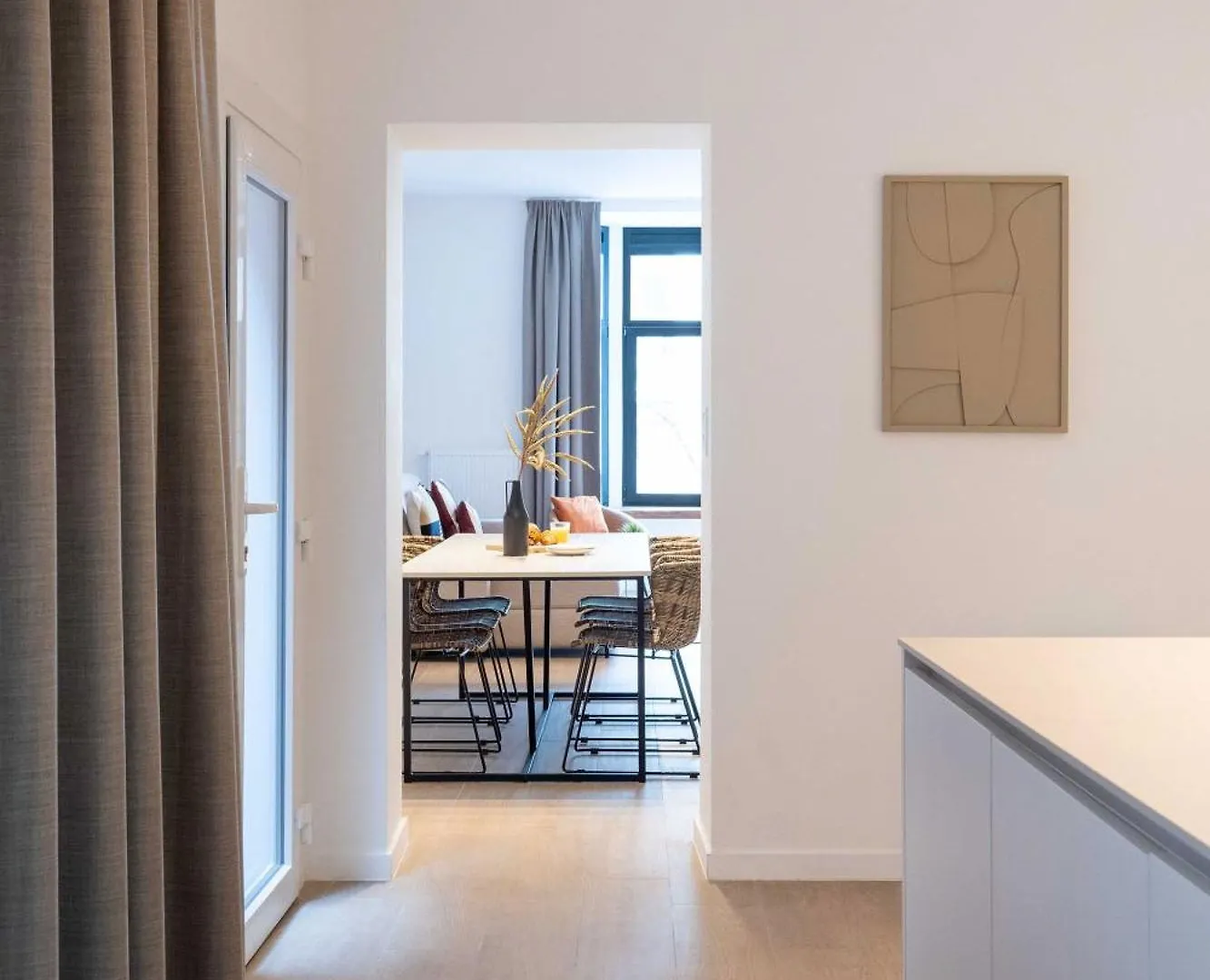 Inviting And Bright 7-Person Apartment In Antwerp