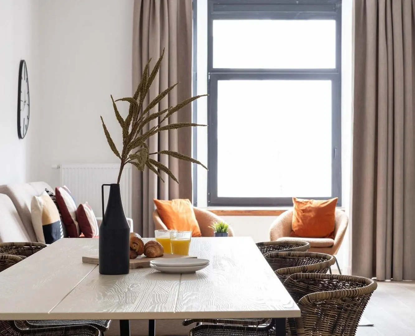 Inviting And Bright 7-Person Apartment In Antwerp Belgium